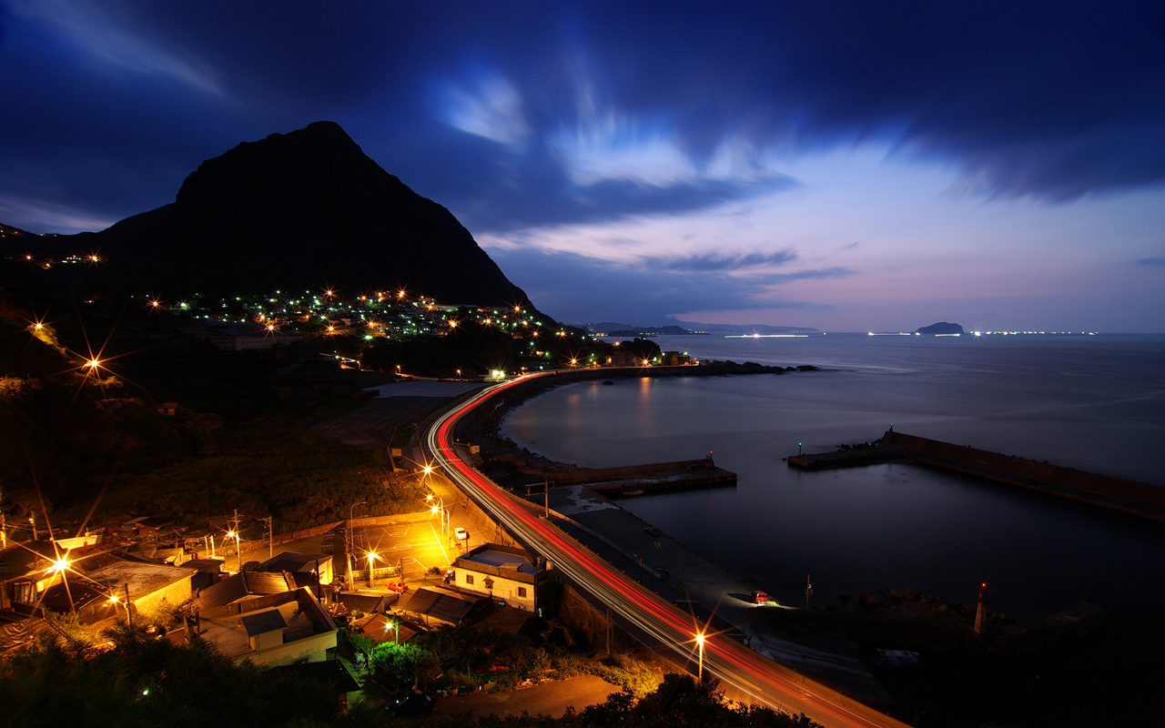 深山峡谷漂流，刺激与探险的最佳组合，深山峡谷建筑
