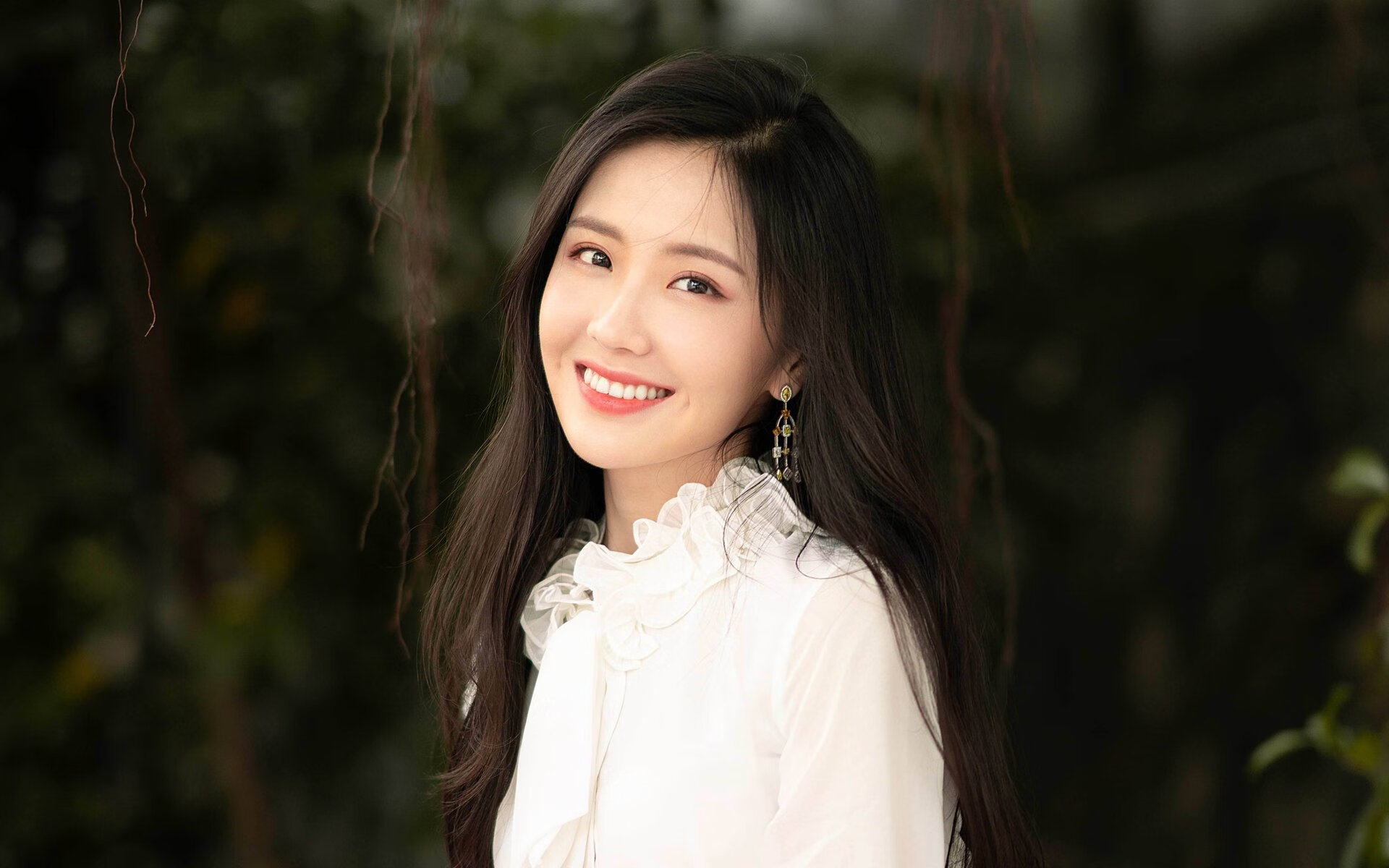 爱游戏平台-法甲震撼夜战，巴黎圣日耳曼客场获胜，巴黎圣日耳曼法甲几连冠了