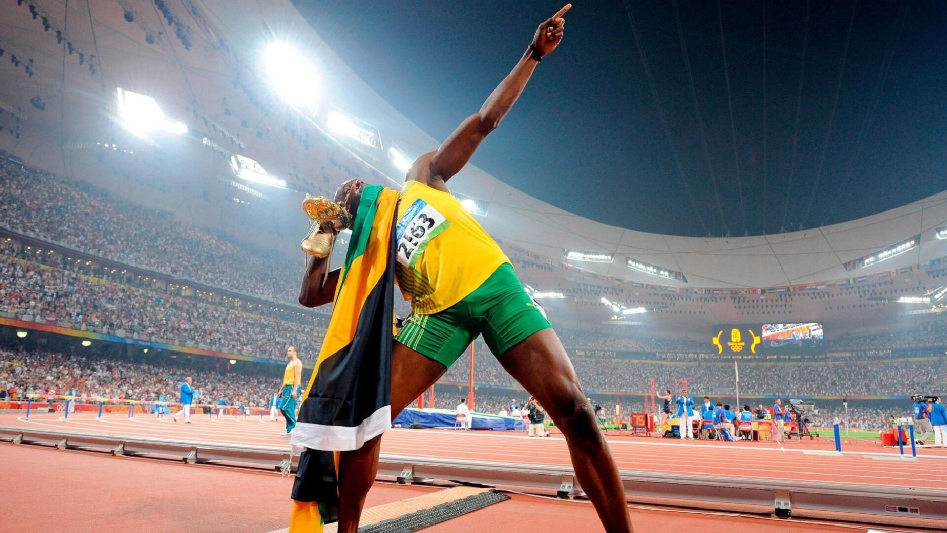 季后赛里,蒂伊场均贡献“30+”得分,被评为“攻防两端核心”!